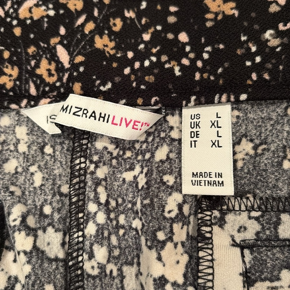 Isaac Mizrahi Floral Black, Pink, and White Pants, wide leg, great condition, L - Picture 6 of 8